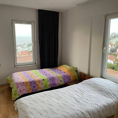 Selfhomes فيلة *
